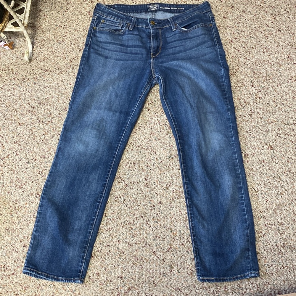 Levi’s Ladies Signature Mid-Rise Slim Cuffed Jeans